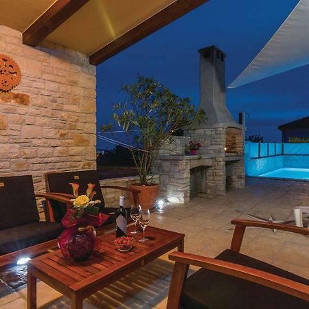Luxury Apartment Alba With Pool カンファナル エクステリア 写真