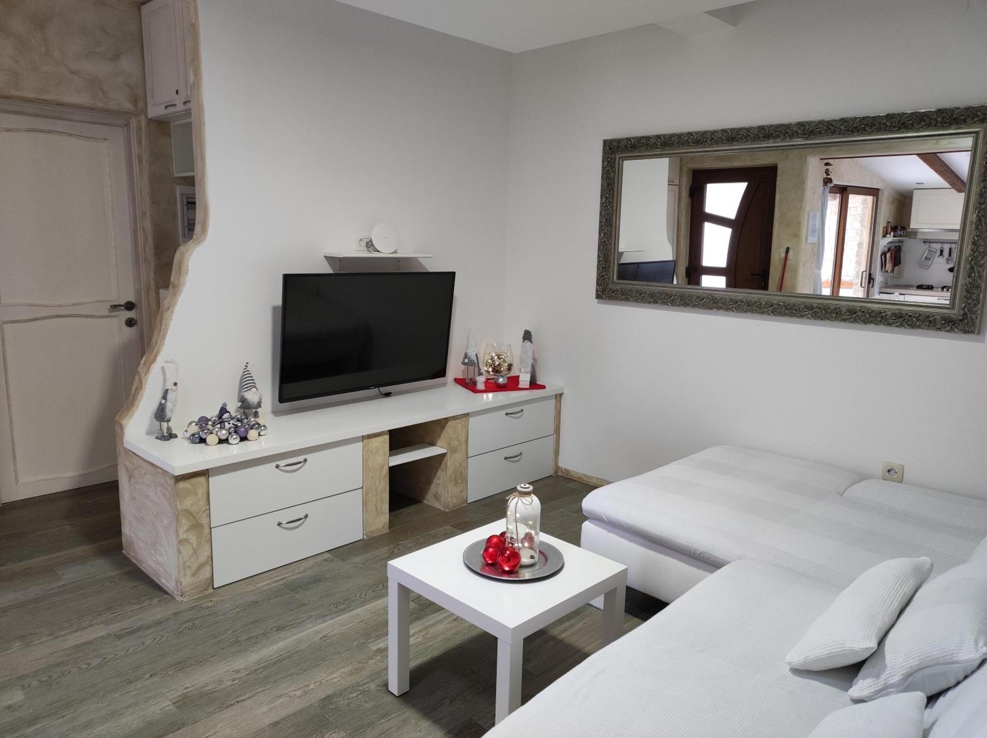 Luxury Apartment Alba With Pool カンファナル エクステリア 写真