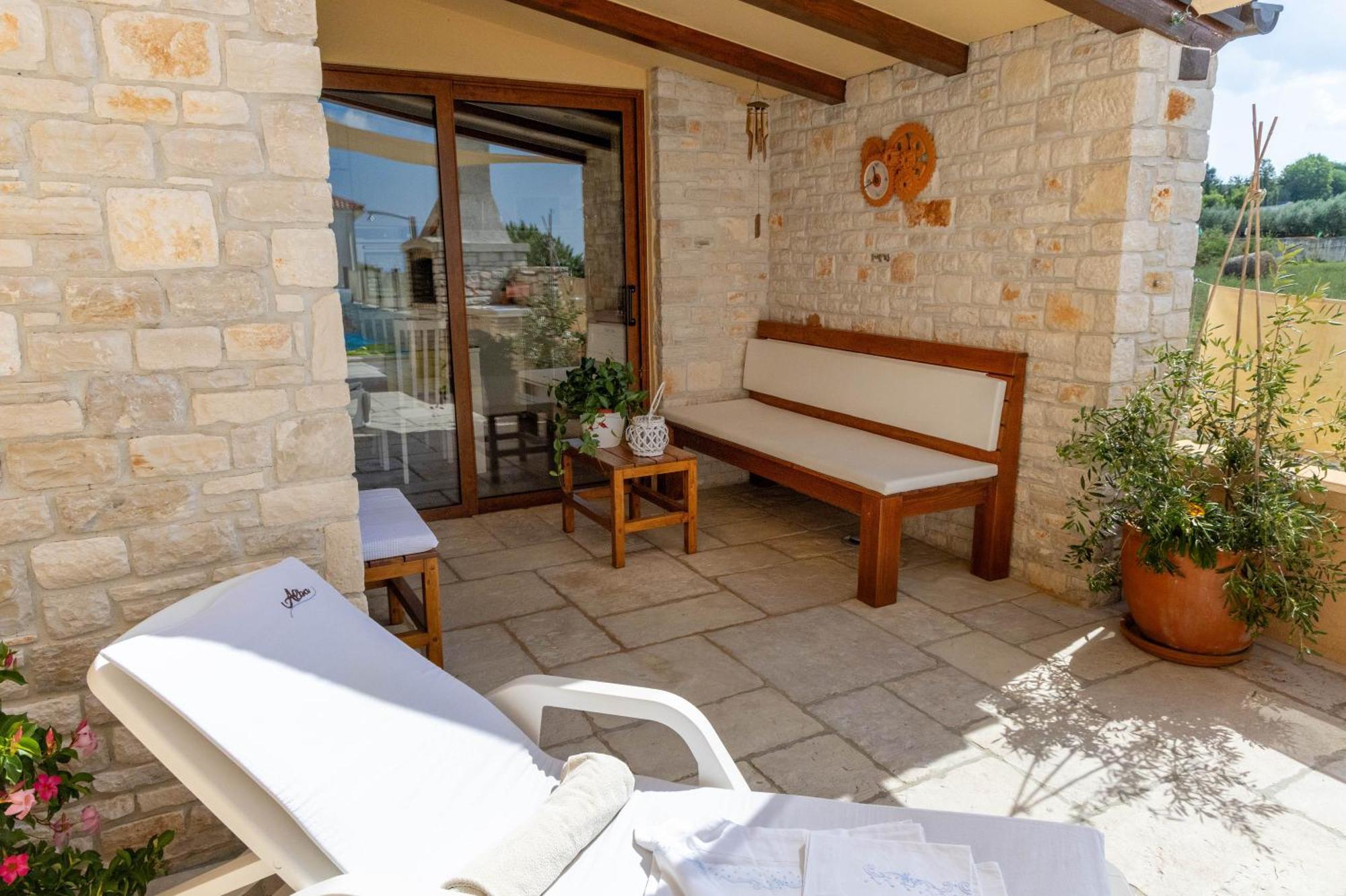 Luxury Apartment Alba With Pool カンファナル エクステリア 写真